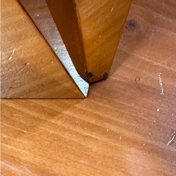 Vintage Quirky Angular Gold Metal Lamp with Purple Shade - Picture 8 of 10